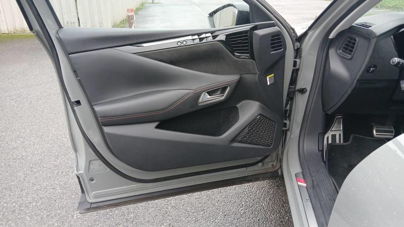 Ds Ds 4 II 1.2 PureTech 130 Eat8 Performance Line+