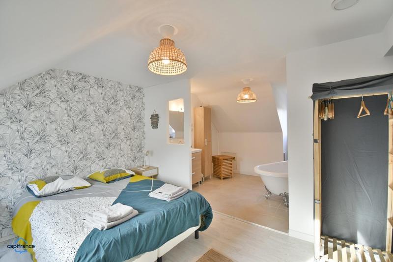 Maison - 215 m² - 8 pièces