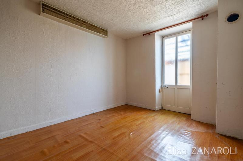 Maison - 151 m² - 7 pièces