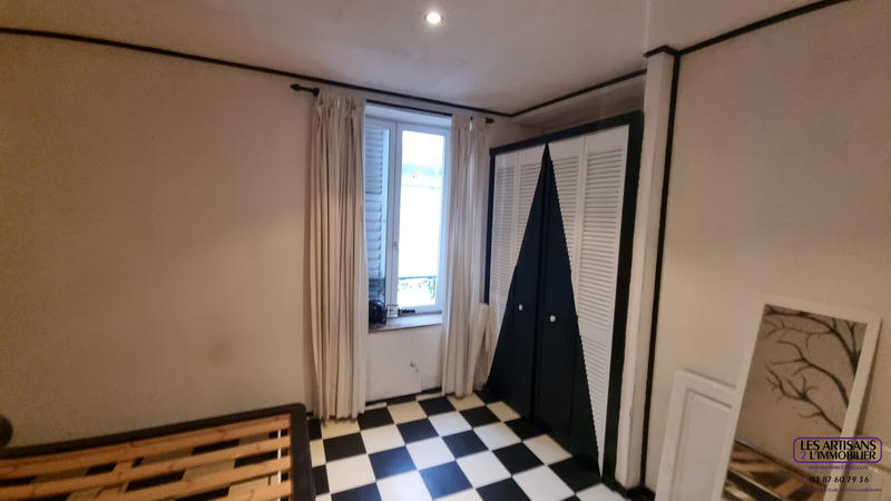 Maison - 180 m² - 6 pièces