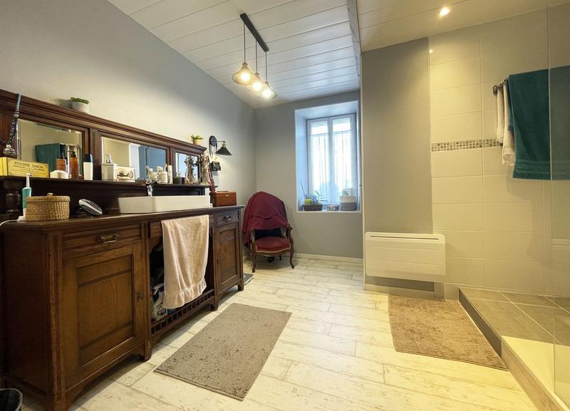 Château - 700 m² - 22 pièces