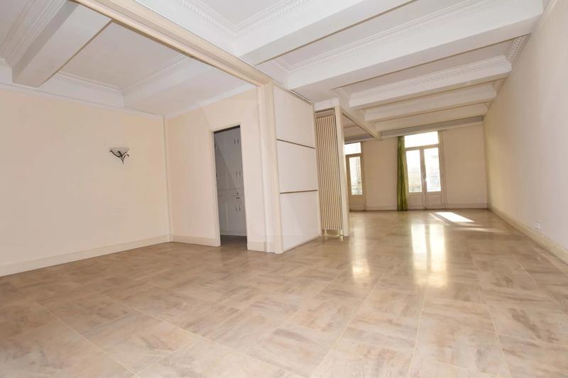 Appartement - 194 m² - 5 pièces