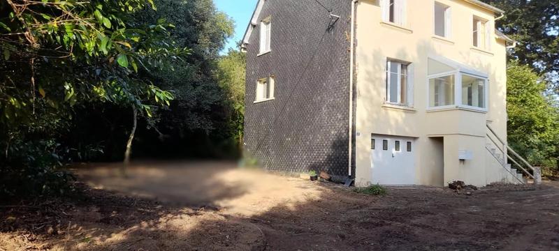 Maison - 111 m² - 7 pièces