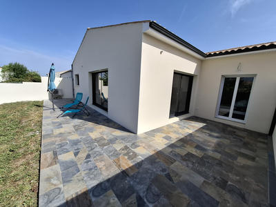 Maison - 103 m² - 4 pièces