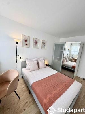 Chambre - 9 m² - 1 pièce