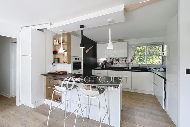 Appartement - 80 m² - 4 pièces