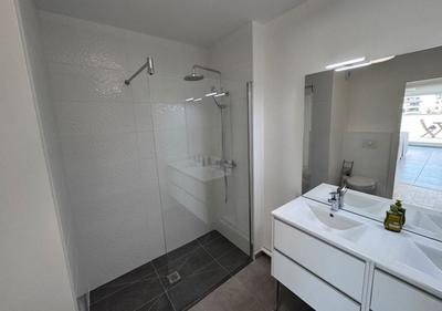 Appartement - 90 m² - 4 pièces