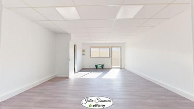 Bureau - 58 m² - 1 pièce