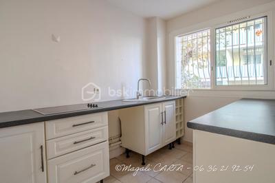 Appartement - 60 m² - 3 pièces