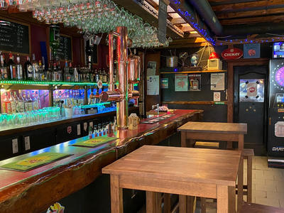 Fonds de commerce - Magasins - 150 m²