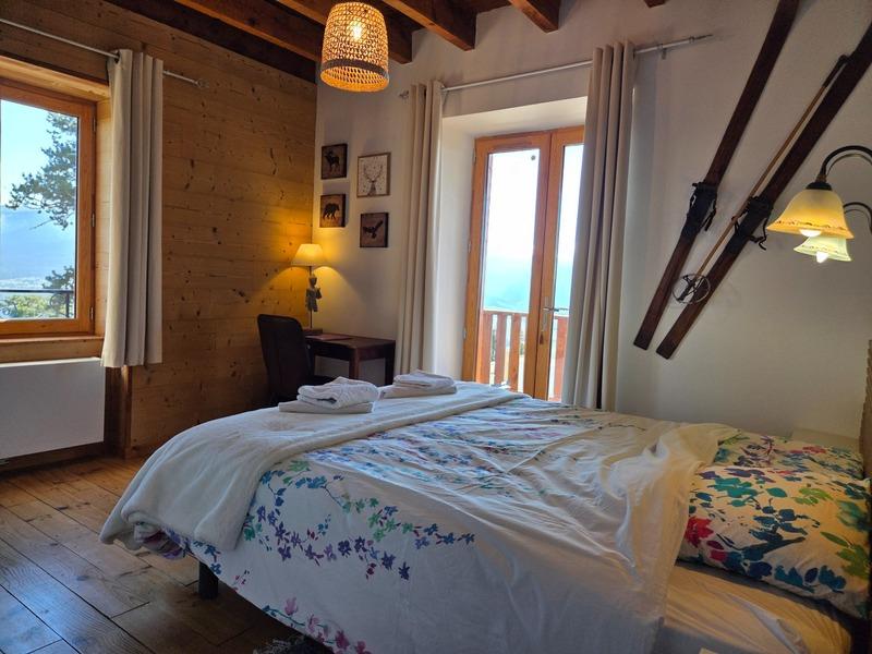 Maison - 400 m² - 12 pièces