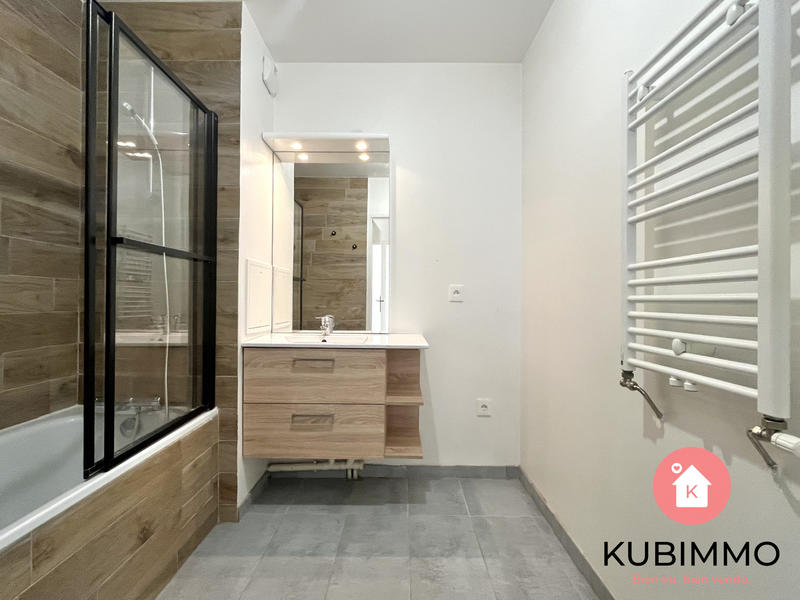 Appartement - 64 m² - 3 pièces