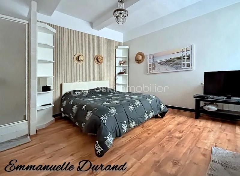 Maison de ville - 224 m² - 9 pièces