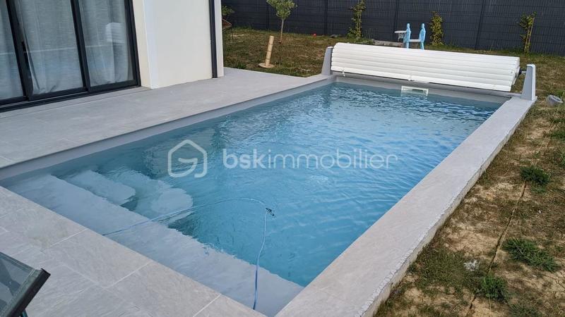 Maison - 145 m² - 6 pièces