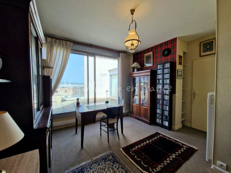 Appartement - 200 m² - 5 pièces