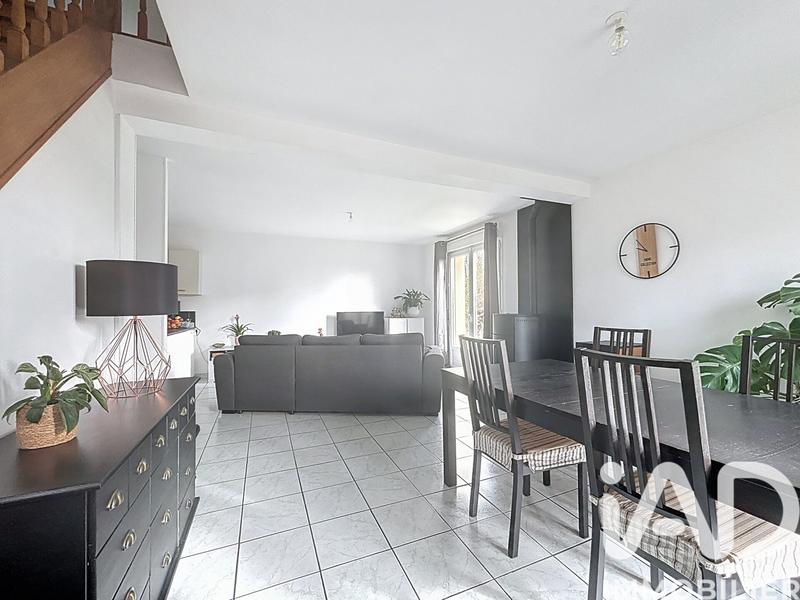 Maison - 89 m² - 5 pièces