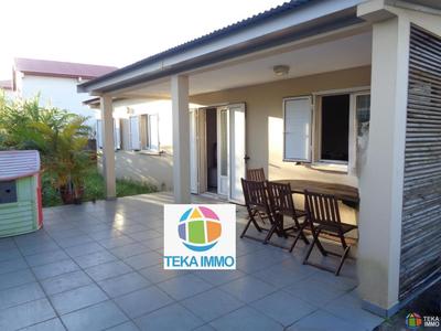 Maison - 104 m² - 5 pièces