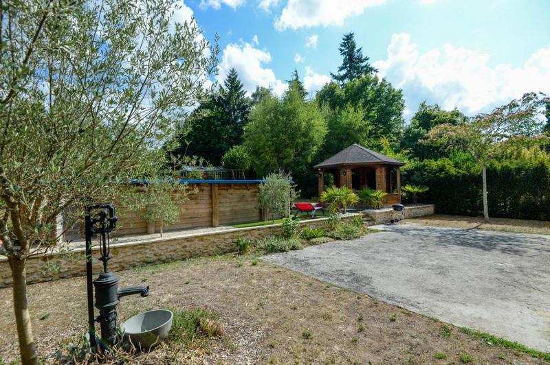 Maison - 142 m² - 7 pièces