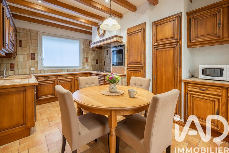 Maison - 156 m² - 7 pièces