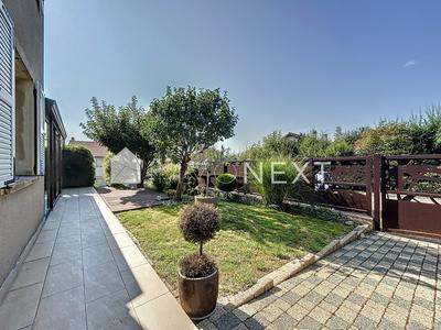 Maison - 169 m² - 6 pièces