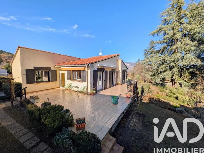 Maison - 170 m² - 6 pièces