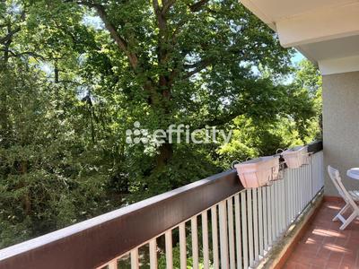 Appartement - 92 m² - 4 pièces