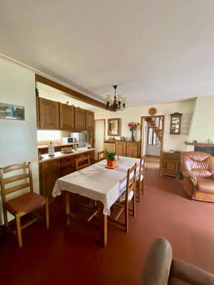 Maison - 81 m² - 4 pièces