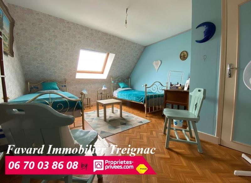 Maison - 1 m² - 7 pièces