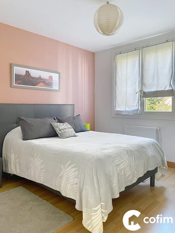 Appartement - 93 m² - 4 pièces