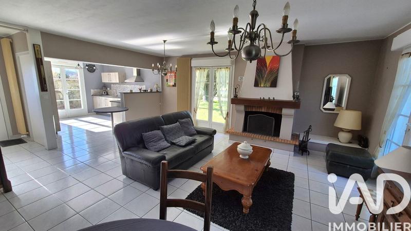 Maison - 94 m² - 5 pièces