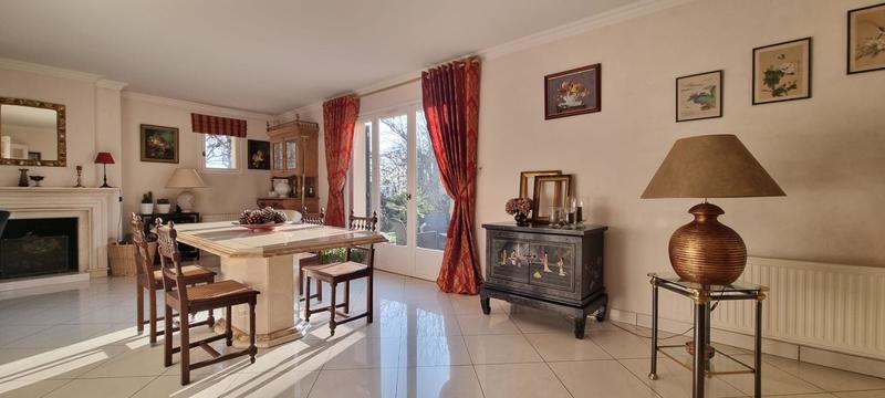 Maison - 170 m² - 7 pièces