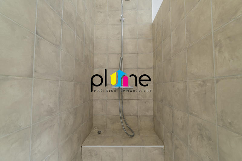 Appartement - 105 m² - 5 pièces