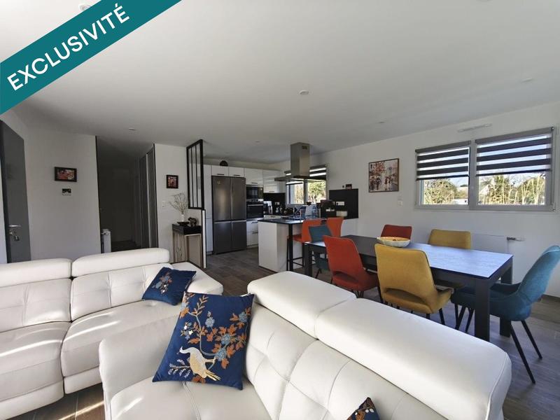 Maison - 97 m² - 5 pièces