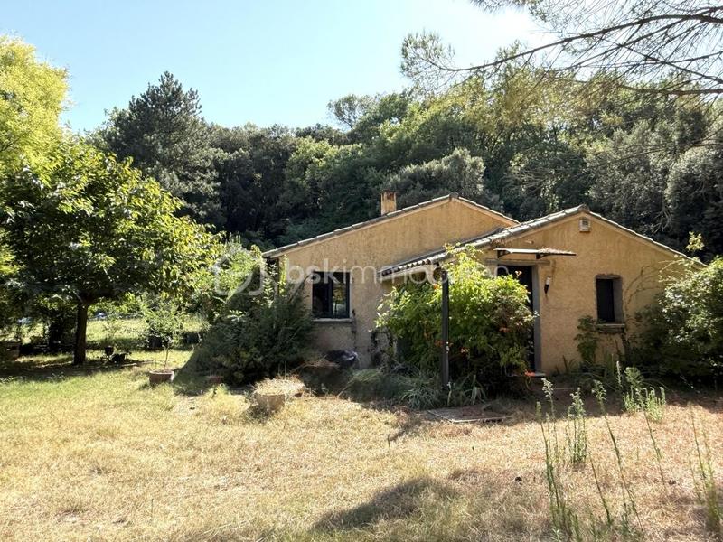 Maison traditionnelle - 93 m² - 3 pièces