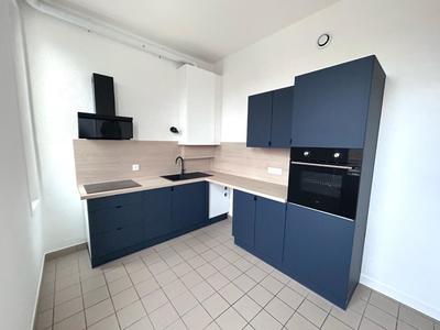 Appartement - 80 m² - 4 pièces