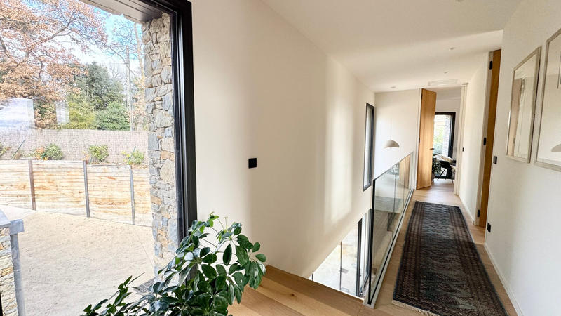 Maison - 228 m² - 5 pièces