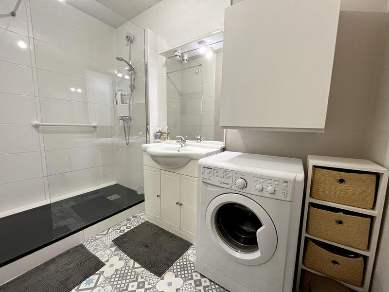 Appartement - 97 m² - 5 pièces