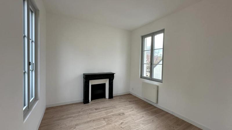 Maison - 155 m² - 8 pièces