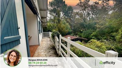 Maison - 220 m² - 7 pièces