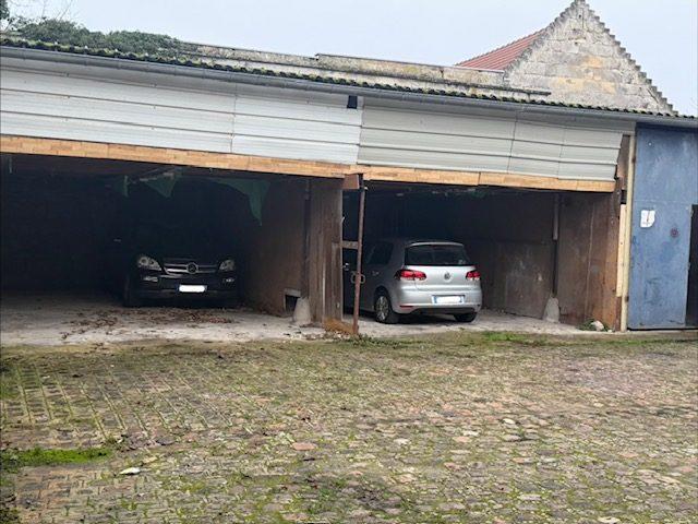 Maison - 350 m² - 9 pièces