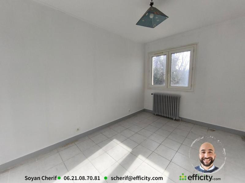 Maison - 159 m² - 9 pièces