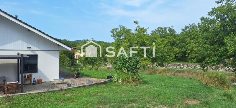 Maison - 96 m² - 5 pièces