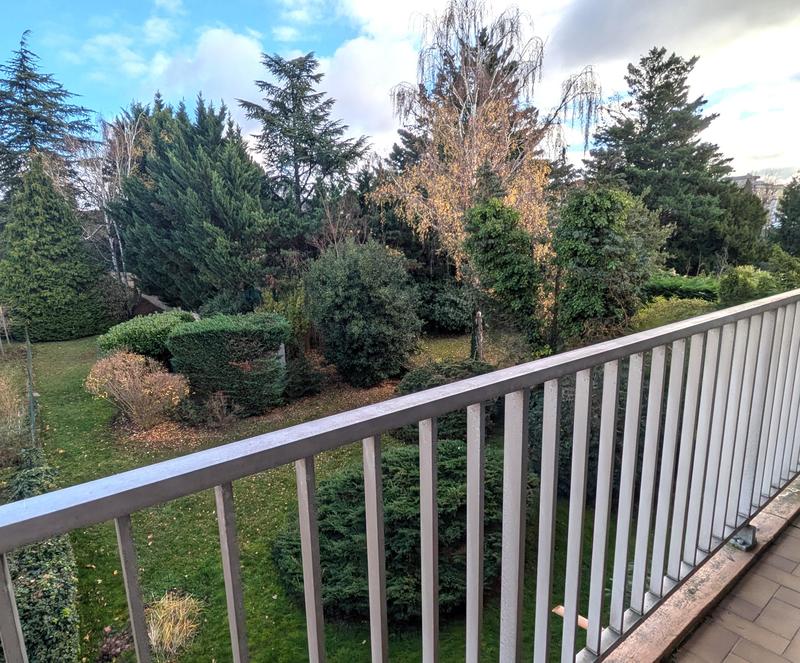 Appartement - 100 m² - 4 pièces