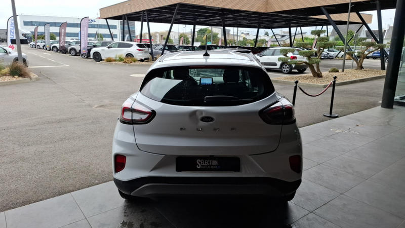 Ford Puma 1.0 Flexifuel Hybrid 125 mHEV Titanium
