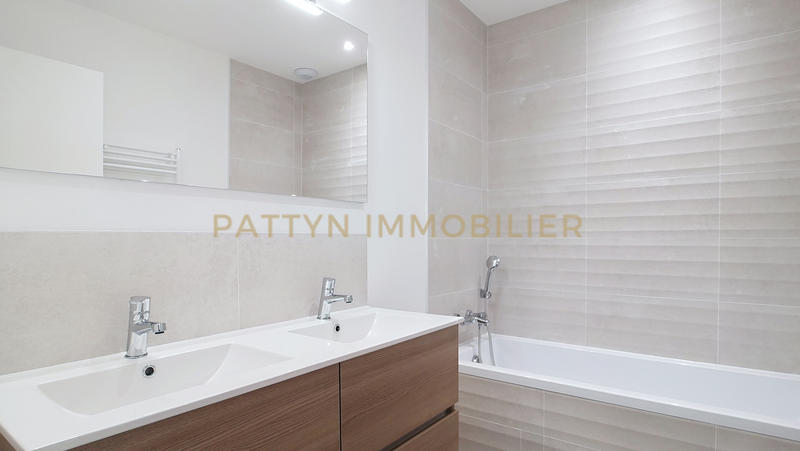 Maison - 136 m² - 5 pièces