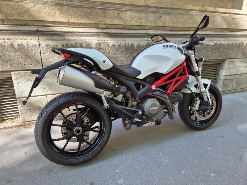 Ducati Monster