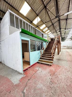 Appartement - 450 m² - 1 pièce