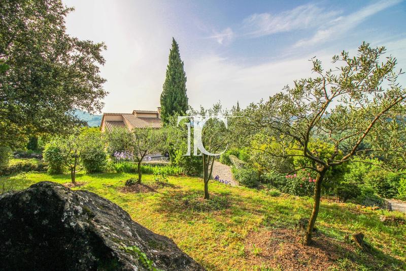 Maison - 152 m² - 4 pièces