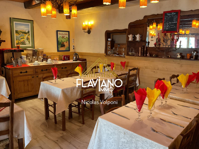 Propriété - 521 m² - 17 pièces