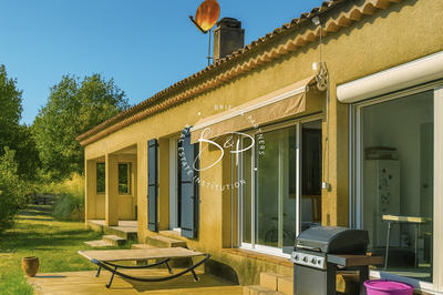 Maison - 104 m² - 5 pièces